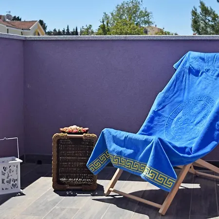 Apartment Summer Breeze