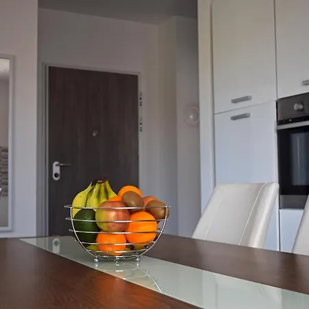 Summer Breeze Apartment